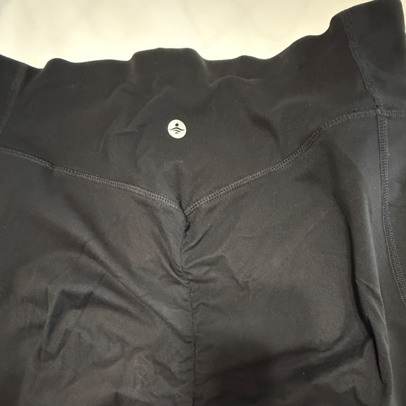 Halara UltraSculpt™ High Waisted Scrunch Butt Lifting Tummy Control 7/8 SZ Med - Picture 7 of 10